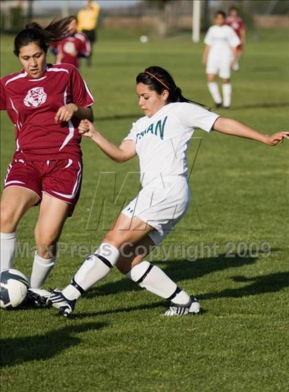 Thumbnail 1 in Los Banos @ Pitman photogallery.