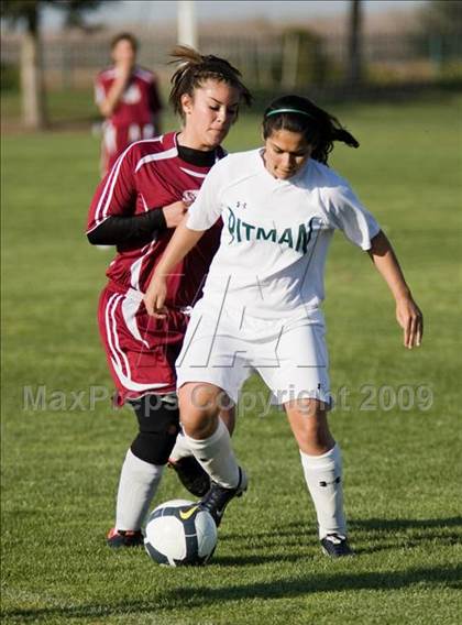 Thumbnail 1 in Los Banos @ Pitman photogallery.
