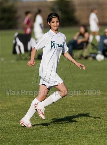 Thumbnail 3 in Los Banos @ Pitman photogallery.