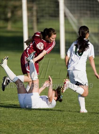 Thumbnail 2 in Los Banos @ Pitman photogallery.