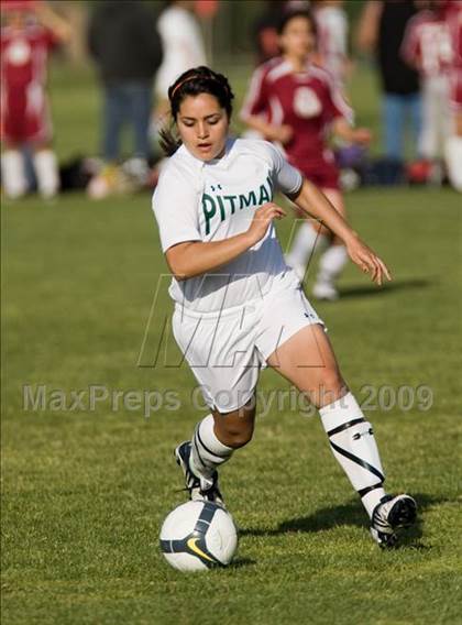 Thumbnail 2 in Los Banos @ Pitman photogallery.