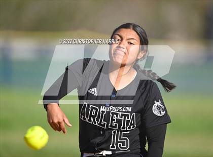 Thumbnail 3 in Sylmar vs Arleta (Spring Fling Tournament) photogallery.