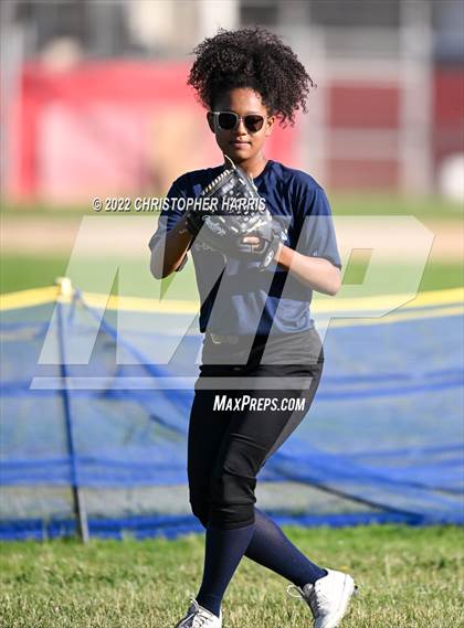Thumbnail 3 in Sylmar vs Arleta (Spring Fling Tournament) photogallery.