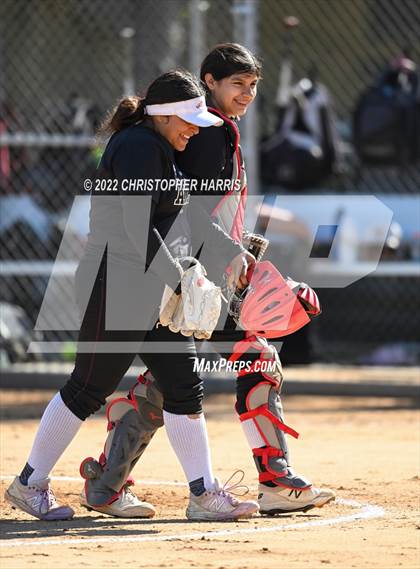 Thumbnail 2 in Sylmar vs Arleta (Spring Fling Tournament) photogallery.