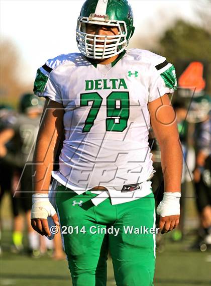 Thumbnail 2 in Conifer vs. Delta (CHSAA 3A Playoff First Round) photogallery.