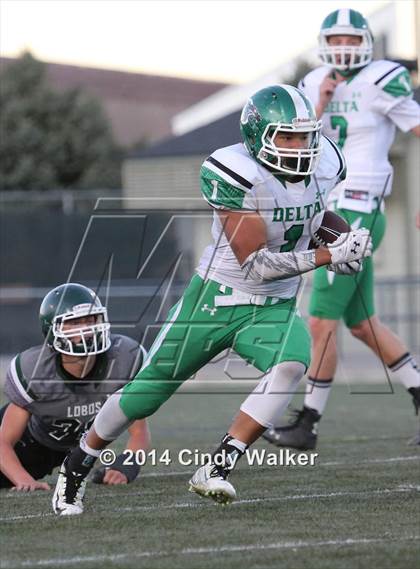 Thumbnail 2 in Conifer vs. Delta (CHSAA 3A Playoff First Round) photogallery.