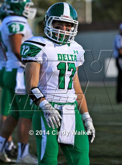 Thumbnail 3 in Conifer vs. Delta (CHSAA 3A Playoff First Round) photogallery.