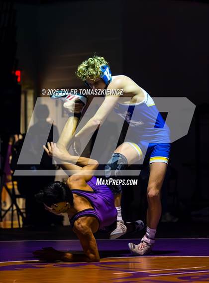 Thumbnail 3 in Grand Island v Kearney photogallery.