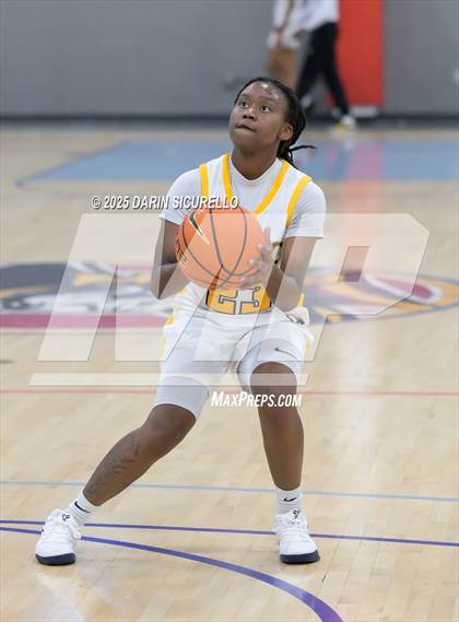 Thumbnail 2 in Democracy Prep Agassi Campus vs. Mt. Zion Prep Academy (Nike Tournament of Champions) photogallery.