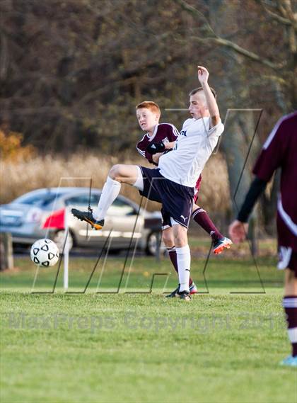 Thumbnail 2 in North Haven vs Avon (CIAC Class L 1st Round) photogallery.