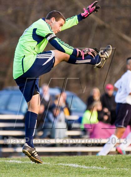 Thumbnail 2 in North Haven vs Avon (CIAC Class L 1st Round) photogallery.