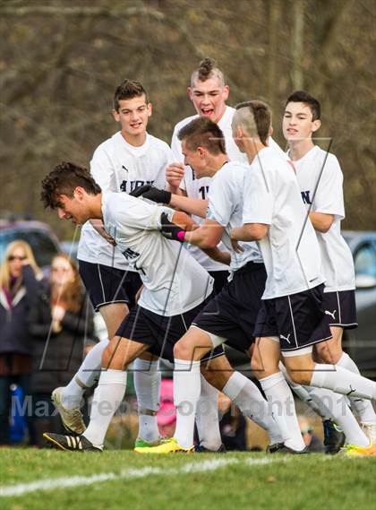 Thumbnail 3 in North Haven vs Avon (CIAC Class L 1st Round) photogallery.