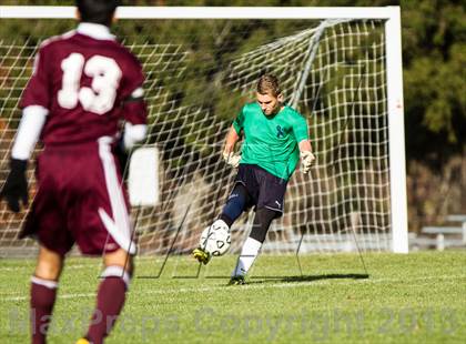 Thumbnail 2 in North Haven vs Avon (CIAC Class L 1st Round) photogallery.