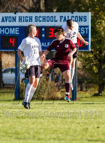 Thumbnail 1 in North Haven vs Avon (CIAC Class L 1st Round) photogallery.