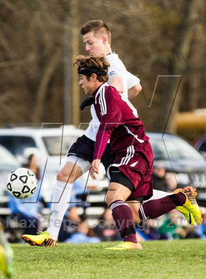 Thumbnail 1 in North Haven vs Avon (CIAC Class L 1st Round) photogallery.