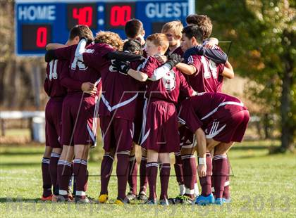 Thumbnail 1 in North Haven vs Avon (CIAC Class L 1st Round) photogallery.