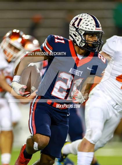 Thumbnail 2 in Celina vs Aubrey (UIL 4A D2 Quarterfinal) photogallery.