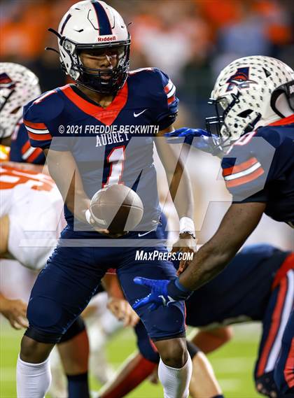 Thumbnail 2 in Celina vs Aubrey (UIL 4A D2 Quarterfinal) photogallery.