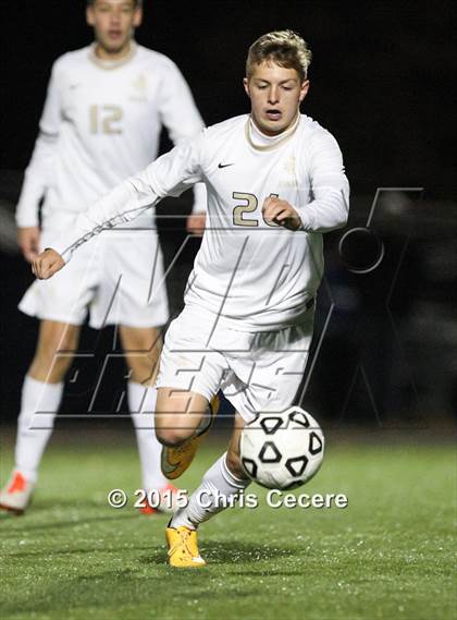 Thumbnail 1 in Sutherland vs. Eastridge (Section 5 Class A2 Semifinal) photogallery.