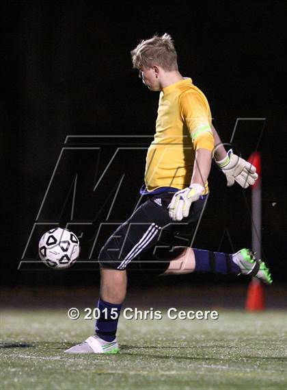 Thumbnail 1 in Sutherland vs. Eastridge (Section 5 Class A2 Semifinal) photogallery.