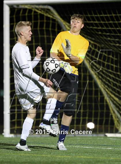 Thumbnail 3 in Sutherland vs. Eastridge (Section 5 Class A2 Semifinal) photogallery.