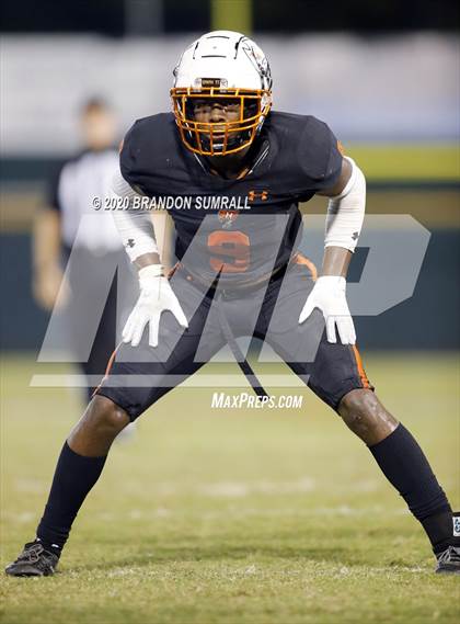 Thumbnail 3 in Hoover vs. Prattville photogallery.