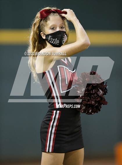 Thumbnail 2 in Hoover vs. Prattville photogallery.