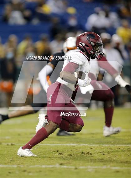 Thumbnail 3 in Hoover vs. Prattville photogallery.