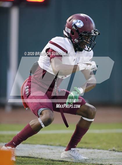 Thumbnail 2 in Hoover vs. Prattville photogallery.
