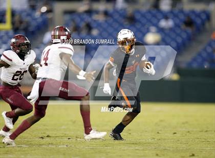 Thumbnail 2 in Hoover vs. Prattville photogallery.