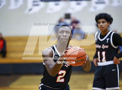 Thumbnail 2 in Fort Wayne Bishop Luers @ Noblesville photogallery.