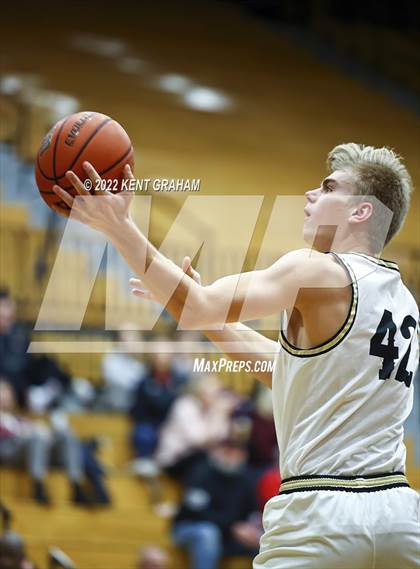 Thumbnail 1 in Fort Wayne Bishop Luers @ Noblesville photogallery.