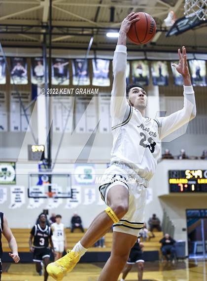 Thumbnail 2 in Fort Wayne Bishop Luers @ Noblesville photogallery.