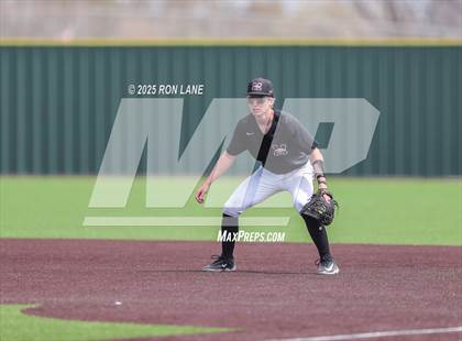 Thumbnail 3 in Jones @ Mustang photogallery.
