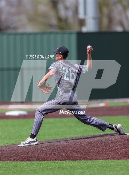 Thumbnail 3 in Jones @ Mustang photogallery.
