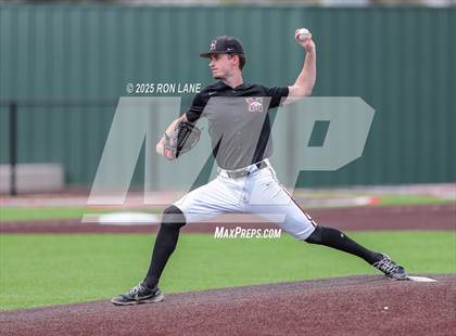 Thumbnail 2 in Jones @ Mustang photogallery.