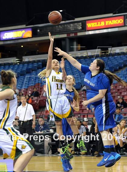 Thumbnail 2 in Pinewood vs. La Jolla Country Day (CIF State D5 Final) photogallery.