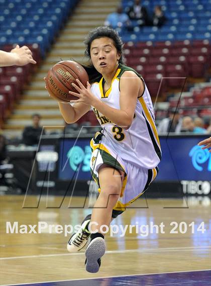 Thumbnail 3 in Pinewood vs. La Jolla Country Day (CIF State D5 Final) photogallery.