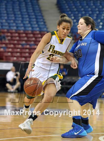 Thumbnail 2 in Pinewood vs. La Jolla Country Day (CIF State D5 Final) photogallery.