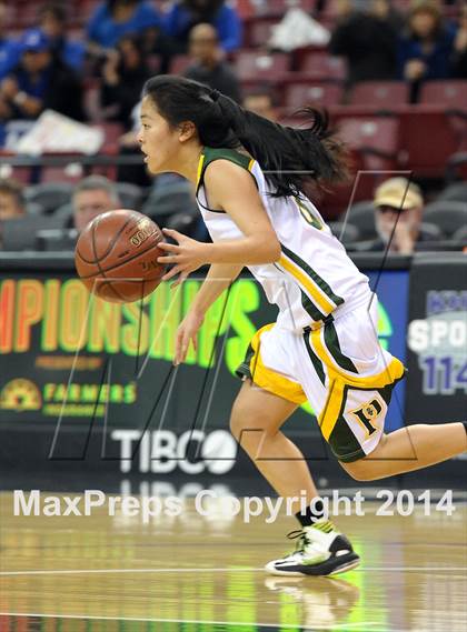Thumbnail 3 in Pinewood vs. La Jolla Country Day (CIF State D5 Final) photogallery.