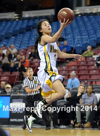 Thumbnail 1 in Pinewood vs. La Jolla Country Day (CIF State D5 Final) photogallery.