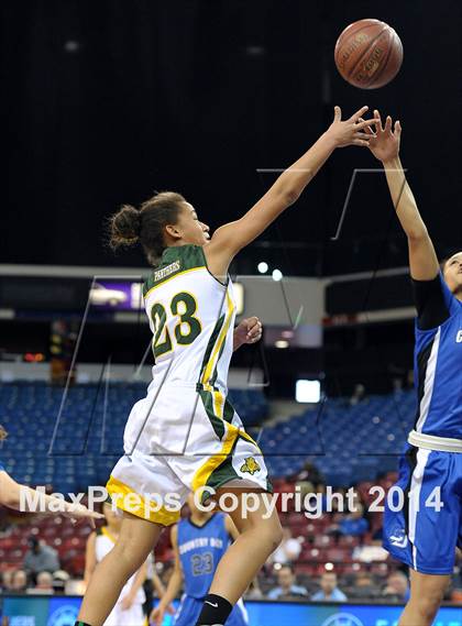 Thumbnail 2 in Pinewood vs. La Jolla Country Day (CIF State D5 Final) photogallery.