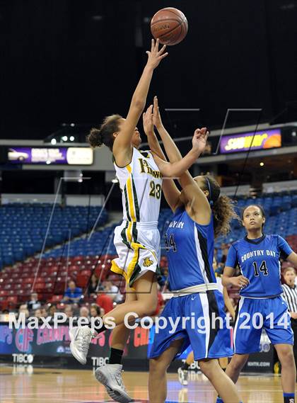 Thumbnail 1 in Pinewood vs. La Jolla Country Day (CIF State D5 Final) photogallery.