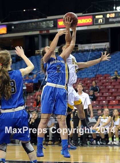 Thumbnail 1 in Pinewood vs. La Jolla Country Day (CIF State D5 Final) photogallery.