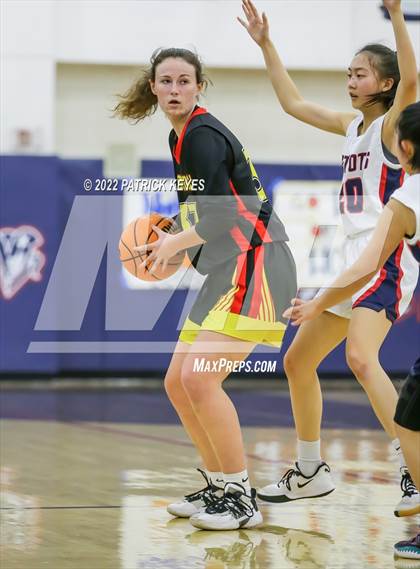 Thumbnail 2 in Woodbridge @ Beckman photogallery.