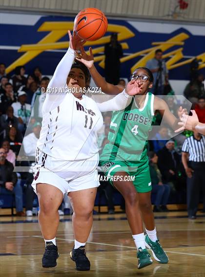 Thumbnail 3 in Dorsey vs. Van Nuys (CIF LACS Finals D2) photogallery.