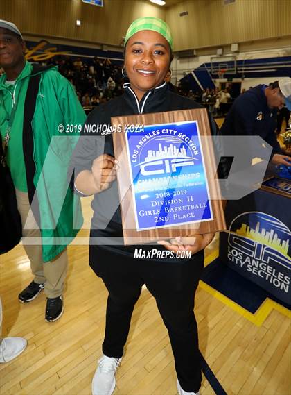 Thumbnail 1 in Dorsey vs. Van Nuys (CIF LACS Finals D2) photogallery.
