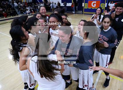 Thumbnail 1 in Dorsey vs. Van Nuys (CIF LACS Finals D2) photogallery.