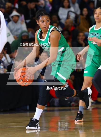 Thumbnail 2 in Dorsey vs. Van Nuys (CIF LACS Finals D2) photogallery.