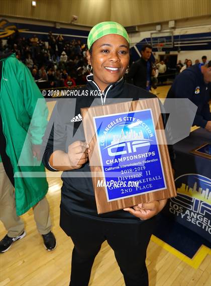 Thumbnail 2 in Dorsey vs. Van Nuys (CIF LACS Finals D2) photogallery.